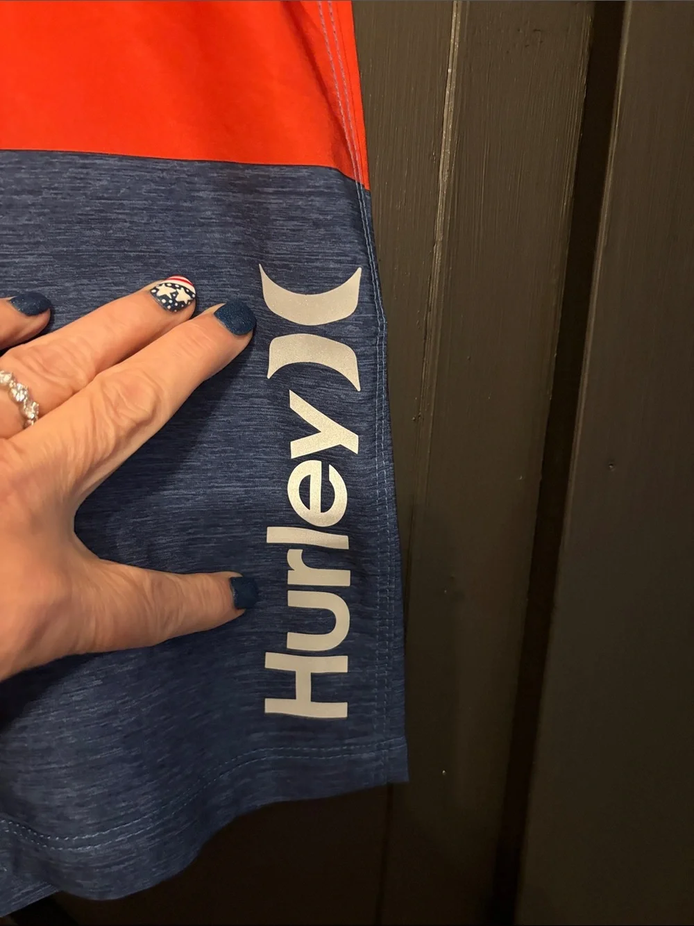 Hurley striking colorblock